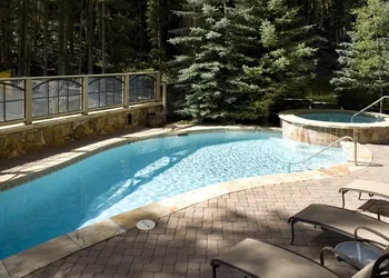 Premier 2 Bedroom Ski in, Ski out Lone Eagle Condo With the Best Access to Skiing in Keystone hotel thumbnail 2