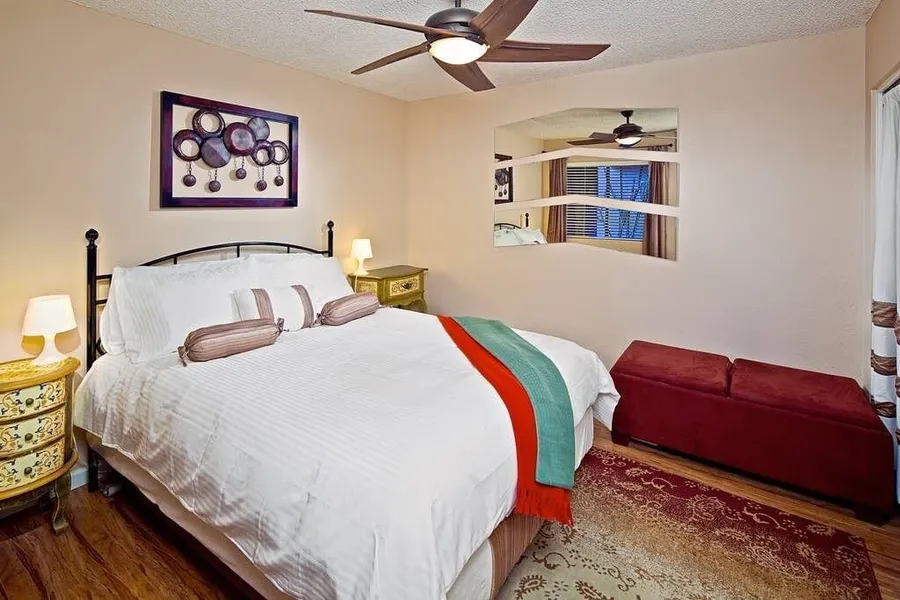 Tempe Escape · Prime Location, Sparkling Pool, Bbq, Tennis Court hotel detail image 2