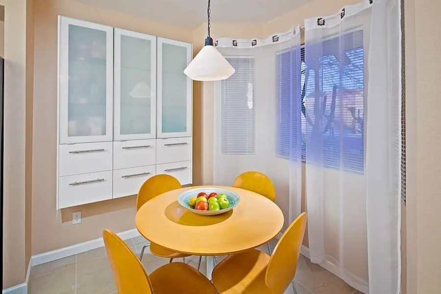 Tempe Escape · Prime Location, Sparkling Pool, Bbq, Tennis Court hotel detail image 6