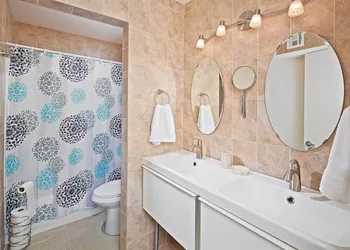 Tempe Escape · Prime Location, Sparkling Pool, Bbq, Tennis Court hotel thumbnail 7