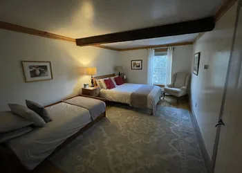 Lareau Farm Inn hotel thumbnail 6
