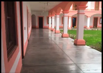El Javian hotel thumbnail 4