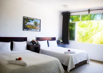 Hotel Las Palmas hotel thumbnail 7
