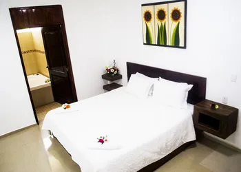 Hotel Las Palmas hotel thumbnail 8
