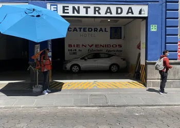 Hotel Catedral hotel thumbnail 2