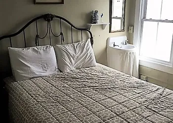 Bath Avenue House hotel thumbnail 4