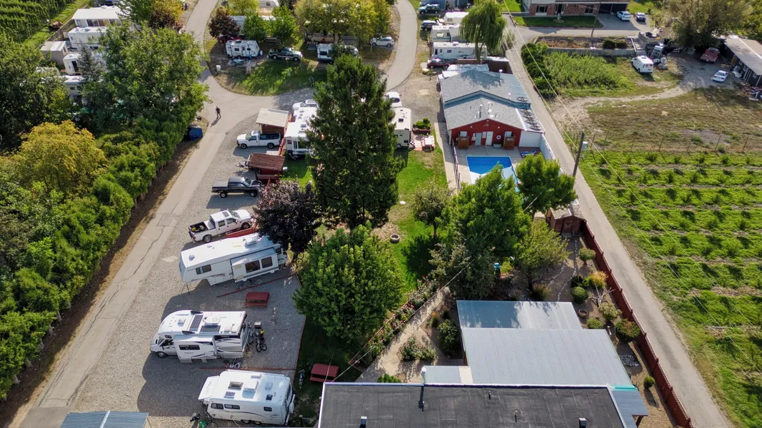 Maple Leaf Motel & RV Resort hotel detail image 2