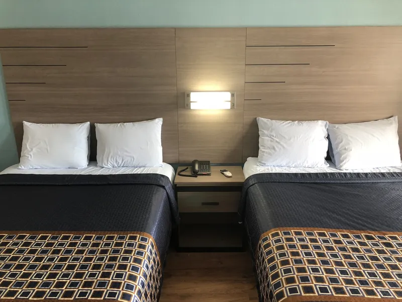 Luxury Inn & Suites hotel detail image 6