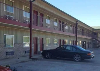 City Heart Inn & Suites hotel thumbnail 2