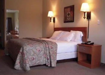 City Heart Inn & Suites hotel thumbnail 8