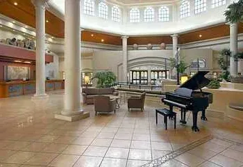 Embassy Suites Phoenix North hotel thumbnail 3