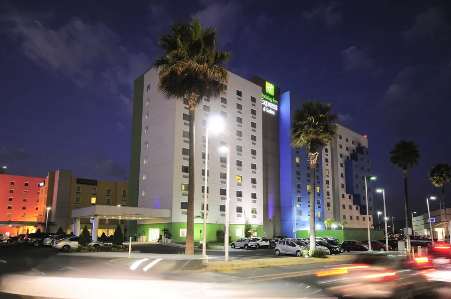 Holiday Inn Express Hotel & Suites Toluca Zona Aeropuerto by IHG hotel detail image 2