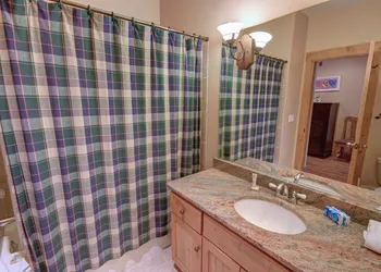 Ski Tip Ranch 8712 hotel thumbnail 6