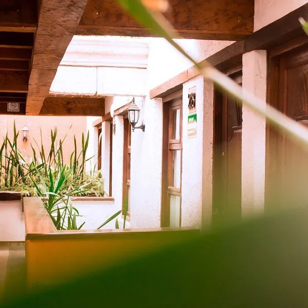 Plaza Magnolias Suites hotel detail image 2