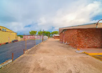 Town & Country Motel Bossier City by OYO hotel thumbnail 2