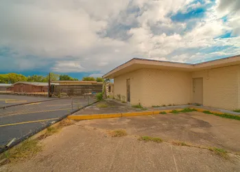 Town & Country Motel Bossier City by OYO hotel thumbnail 7