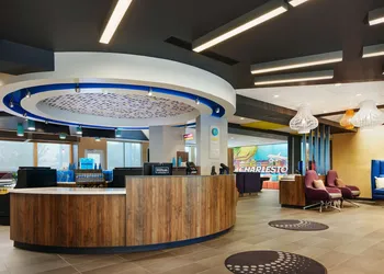 Tru by Hilton Charleston Airport hotel thumbnail 5