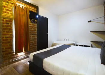 Hotel Cabañas Azul Tequilana hotel thumbnail 6