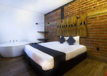 Hotel Cabañas Azul Tequilana hotel thumbnail 7