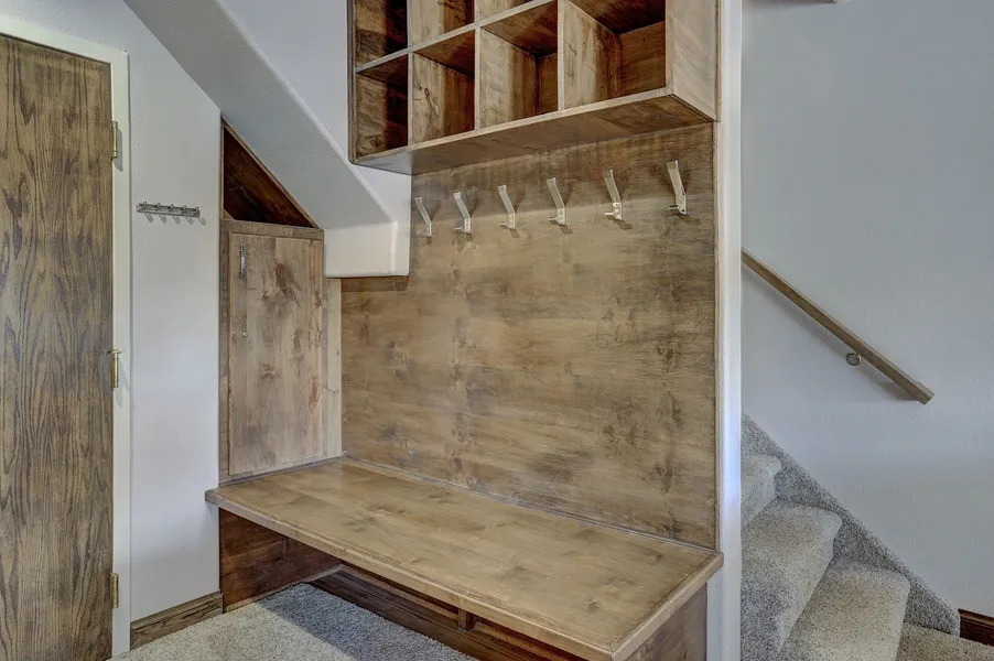 4br Renovated - Sleeps 12- Downtown Breck by RedAwning hotel detail image 6