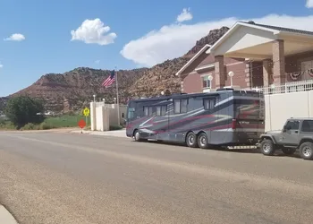 Zion's Most Wanted Hotel hotel thumbnail 4