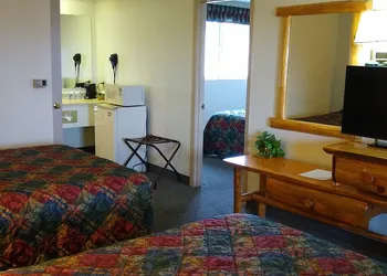 The Ponderosa Motel hotel thumbnail 2