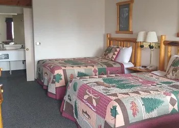 The Ponderosa Motel hotel thumbnail 6