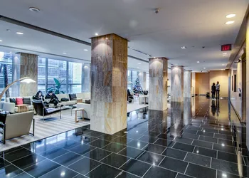 MiCasa Suites - Stylish Condo in Maple Leaf Square hotel thumbnail 3