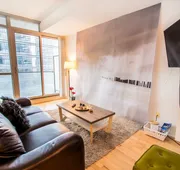 MiCasa Suites - Stylish Condo in Maple Leaf Square hotel detail image 4