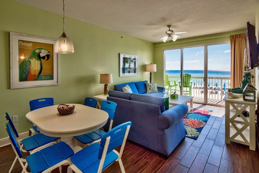 Celadon: Unit 102 by Forehand Rentals hotel detail image 2