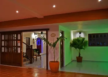 Hotel Peregrina hotel thumbnail 2