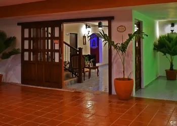 Hotel Peregrina hotel thumbnail 8