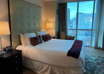 True 1BR Strip View at MGM Signature hotel thumbnail 7