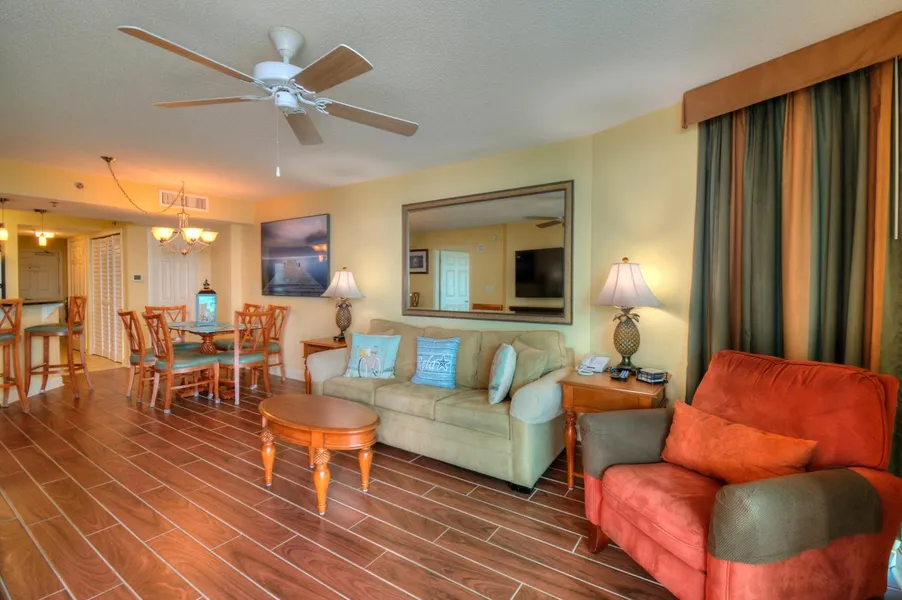 Horizon at 77th Avenue North by Palmetto Vacations hotel detail image 2
