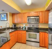 Horizon at 77th Avenue North by Palmetto Vacations hotel detail image 5