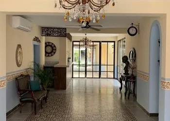 Hotel Fundadores hotel thumbnail 8