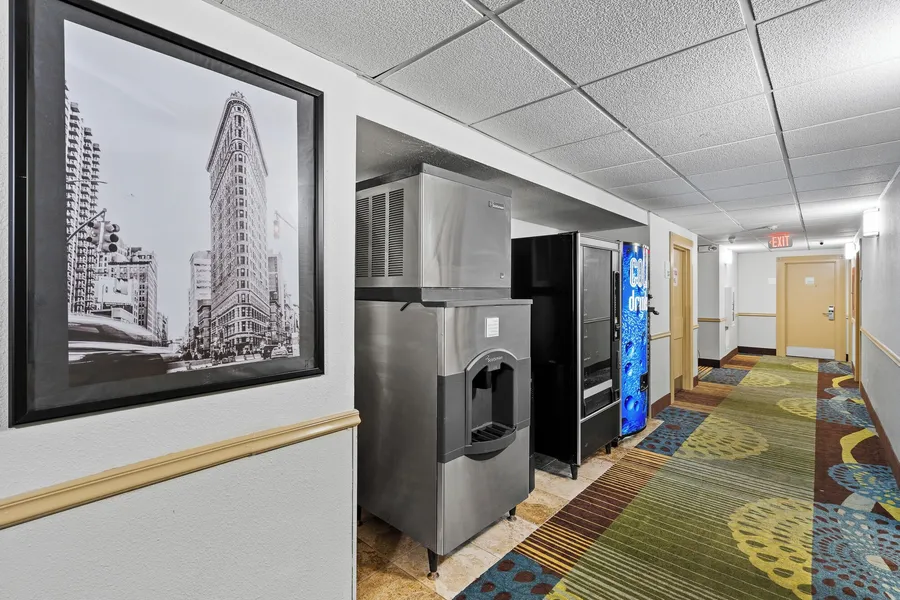 Executive Inn - Fort Lee hotel detail image 2