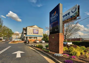 InTown Suites Extended Stay Atlanta GA - West Midtown hotel thumbnail 2