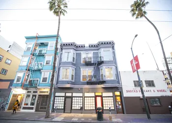 1906 Mission hotel thumbnail 2