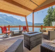 Lazy Bear Lodge 3 Bedroom Home by NW Comfy Cabins by RedAwning hotel detail image 7