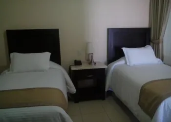 Hotel Y Suites Maria Fernanda hotel thumbnail 6