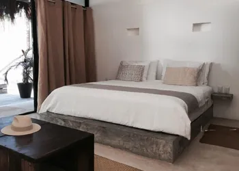 Casa-laha hotel thumbnail 8