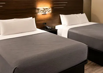 Lx Hotel SureStay Collection by Best Western hotel thumbnail 2