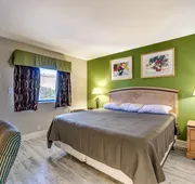 Beachcomber Inn hotel detail image 7