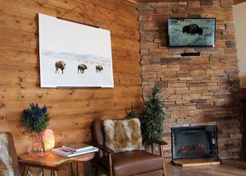 Elkhorn Cabins And Inn hotel thumbnail 6