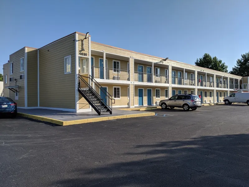 Executive Inn hotel detail image 2