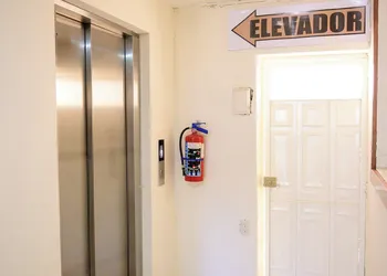 Hotel Acuario hotel thumbnail 8
