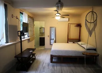 Iguana Rana Cabins Bacalar hotel thumbnail 6