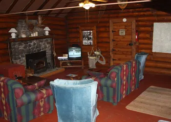 Slippery Winds Wilderness Resort hotel thumbnail 6