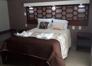 9 Estrellas Hotel hotel thumbnail 5